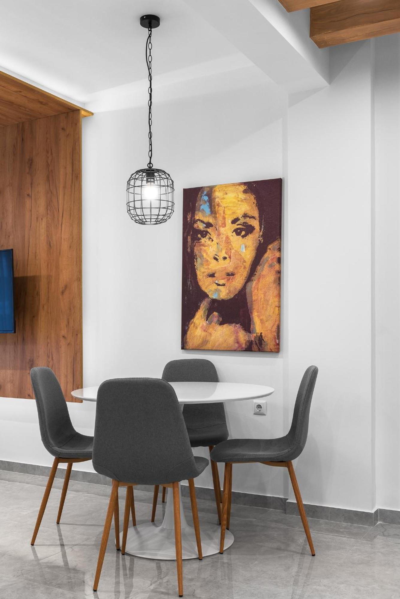 Wood N White, Nilie Hospitality Mgmt Appartement Thessaloniki Buitenkant foto